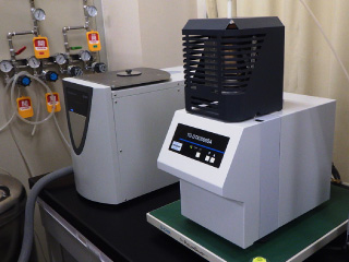 熱重量・示差熱分析装置（TG-DTA）示差走査熱量計（DSC）
